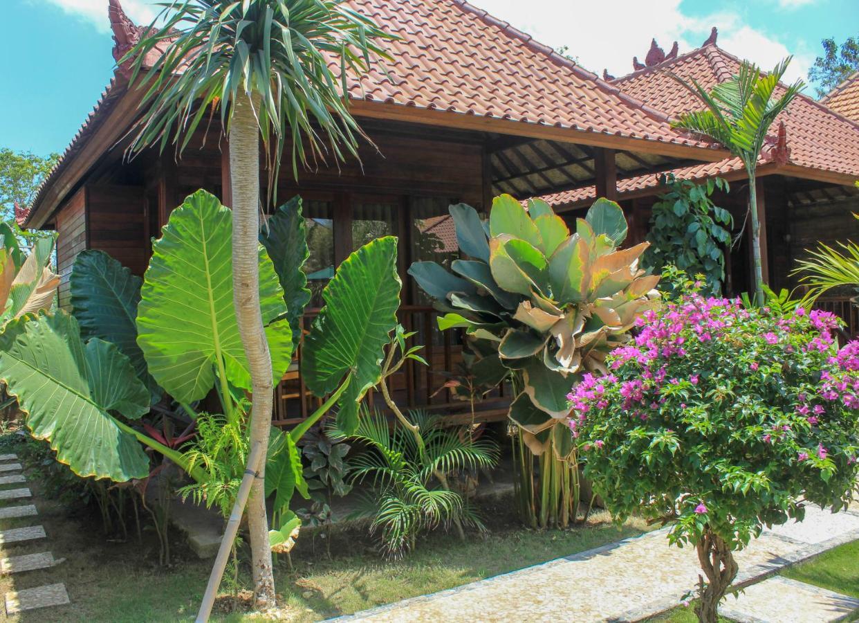 Pattri Garden Lembongan Hotel Exterior photo